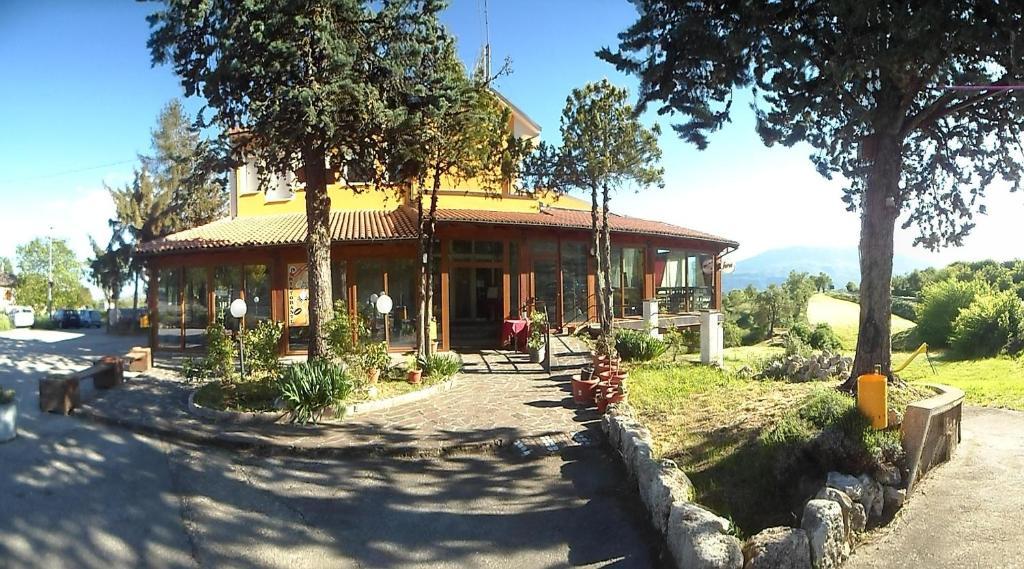 Albergo Monte Selva Barisciano Esterno foto